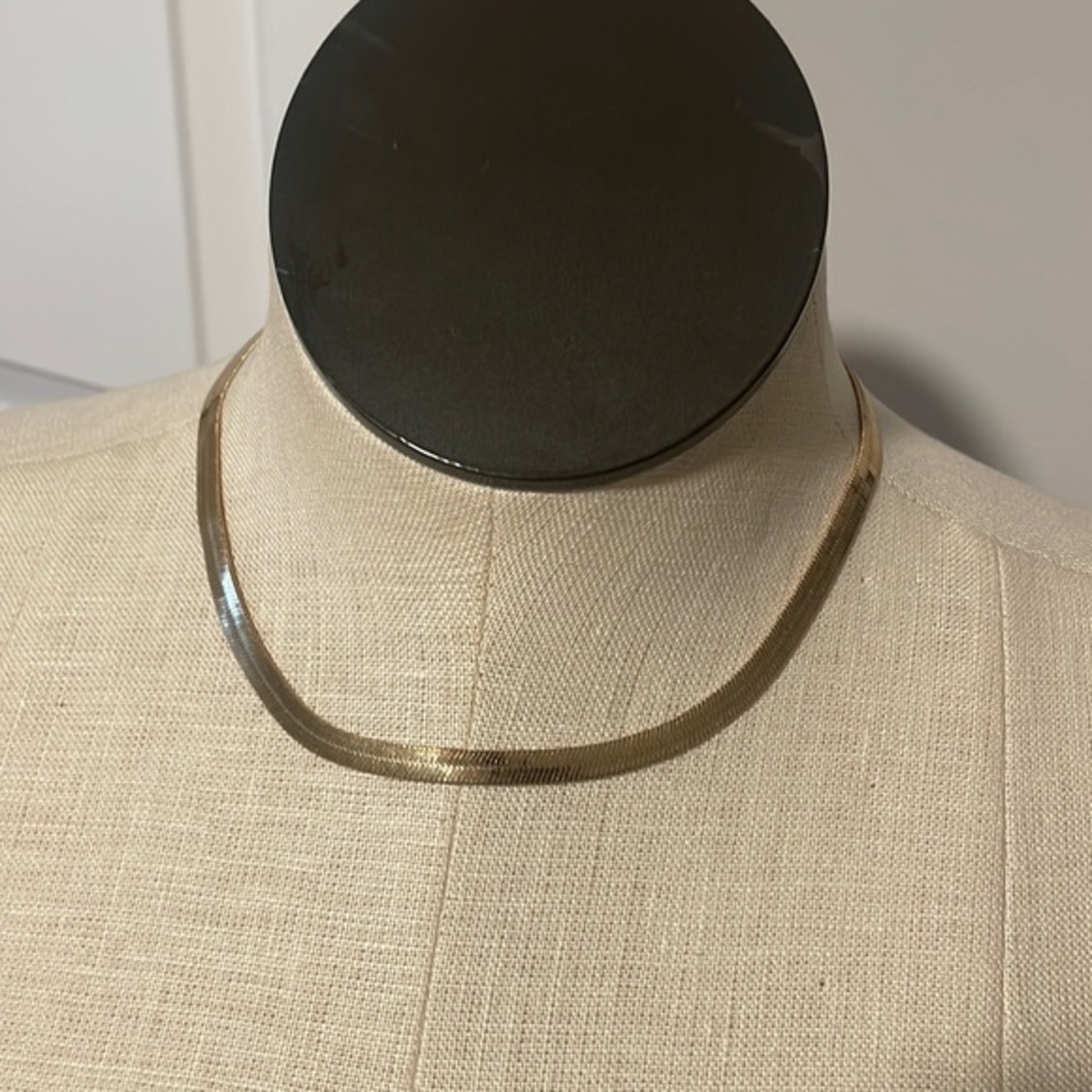 A new day necklace gold tone choker Herringbone/Snake Chain Necklace jewelry New